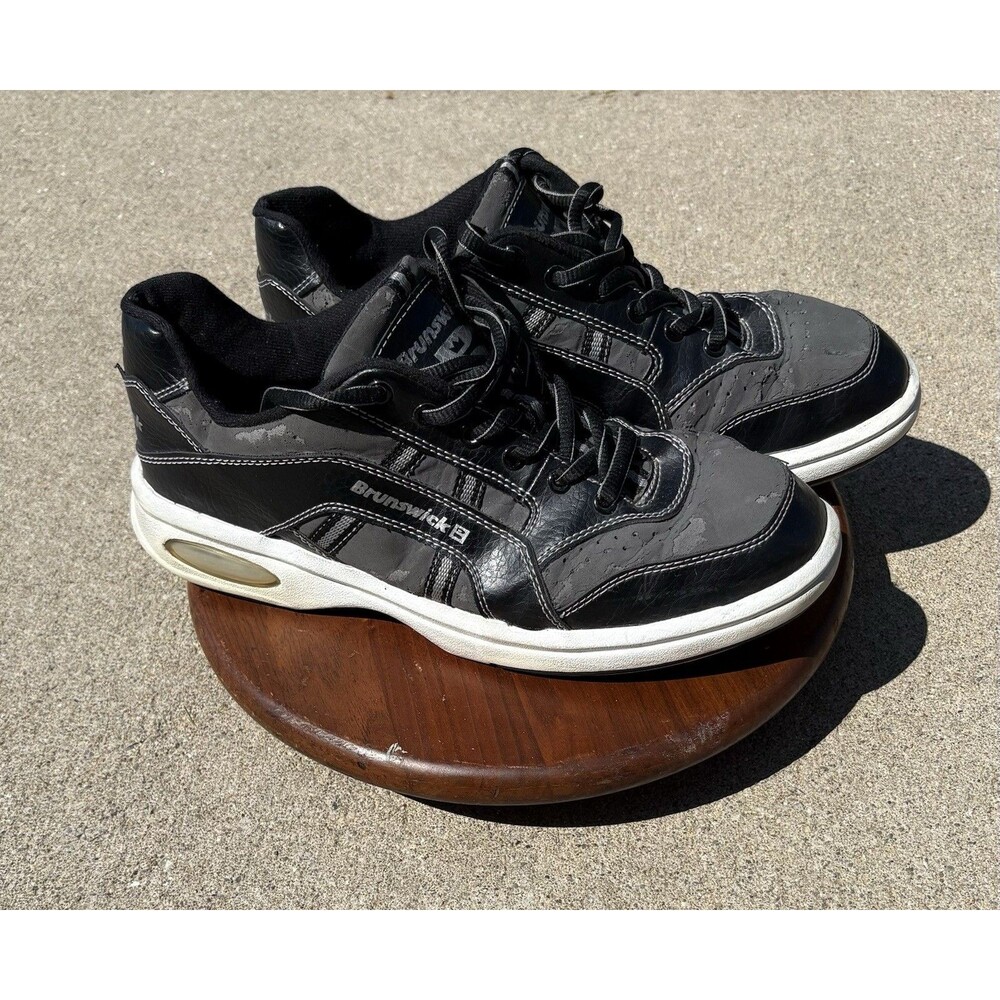 Brunswick Throttle Bowling Shoes Mens 9 Black Grey Slide Rite